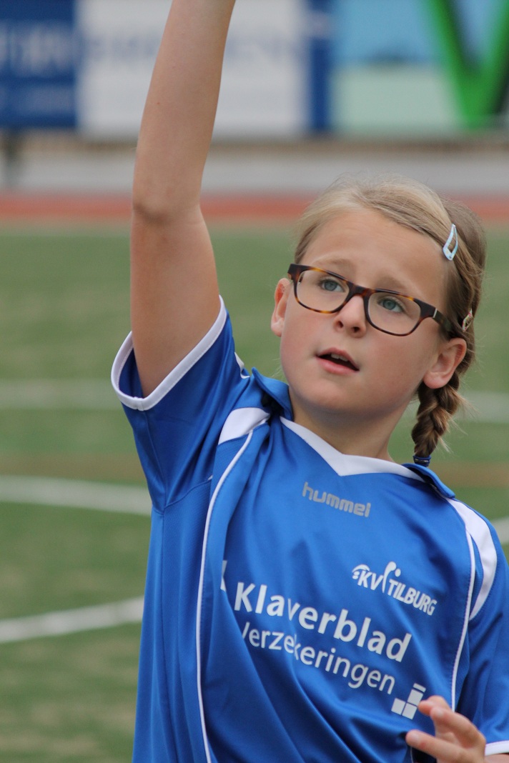 Oefenwedstrijd E2 Almkerk 075.JPG